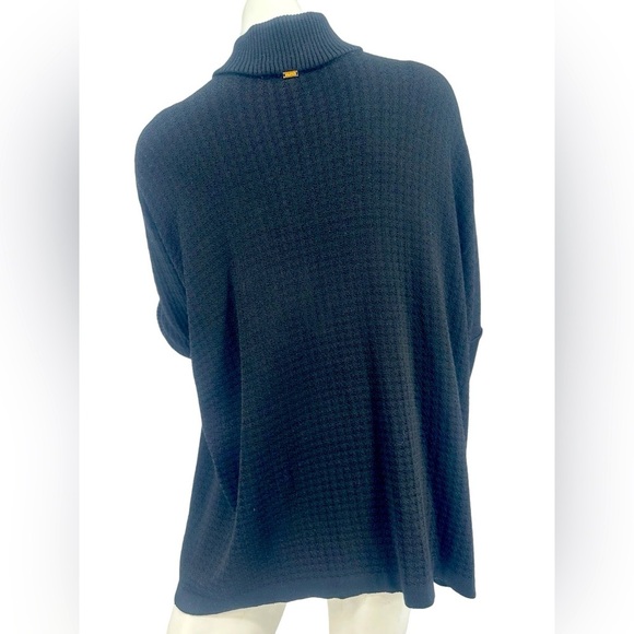 St John Cape Small to Extra Large NWOT - Picture 2 of 5